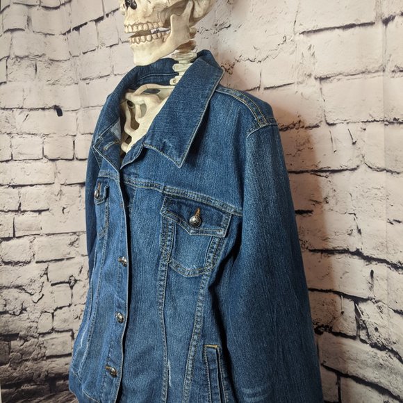 TORRID Blue Jean Jacket - Picture 2 of 7